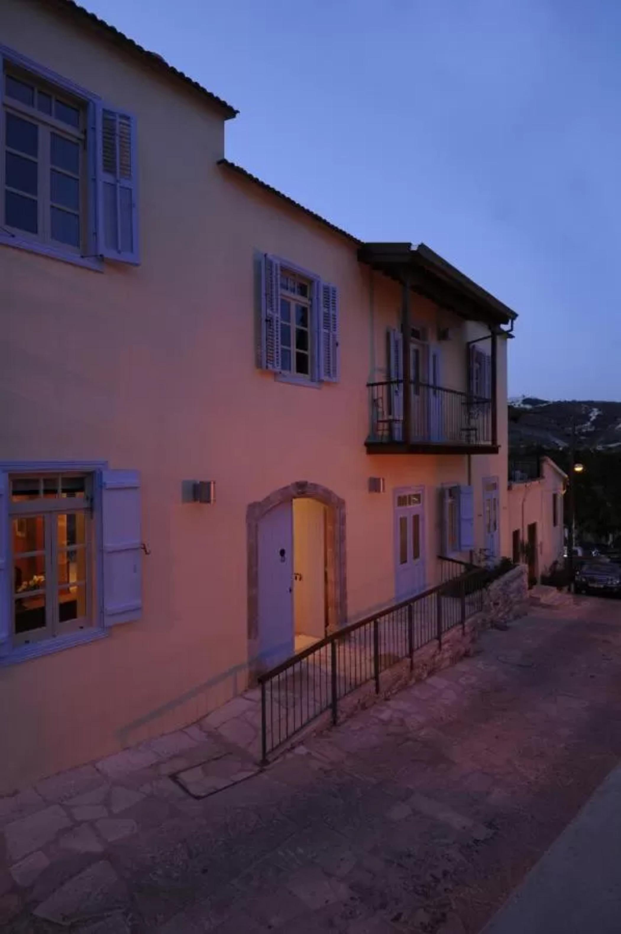 The Library Hotel Wellness Retreat Kalavasos Exterior photo